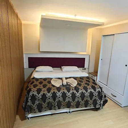 Sanli Hotel *